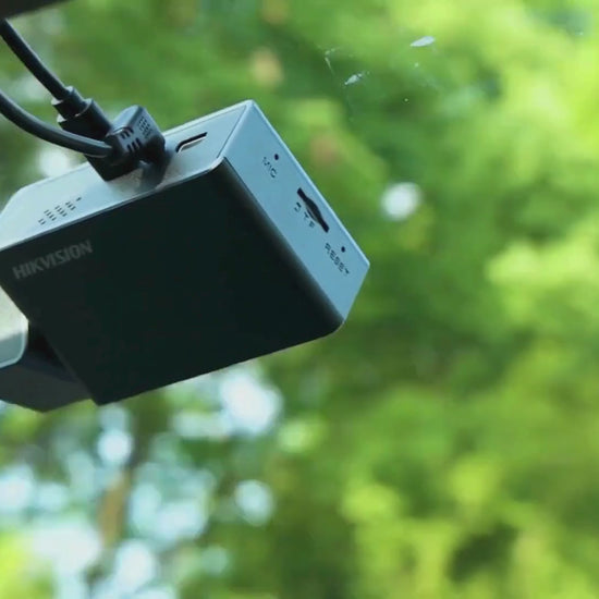 Hikvision C8 dash cam with 128GB SD card